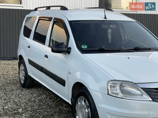 Белый Дачия Логан, объемом двигателя 1.5 л и пробегом 217 тыс. км за 6200 $, фото 8 на Automoto.ua