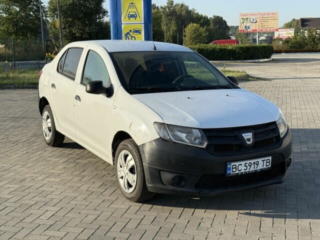 Белый Дачия Логан, объемом двигателя 1.1 л и пробегом 352 тыс. км за 3350 $, фото 1 на Automoto.ua