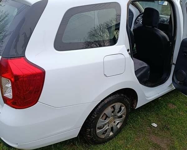 Белый Дачия Логан, объемом двигателя 1.5 л и пробегом 242 тыс. км за 6434 $, фото 5 на Automoto.ua