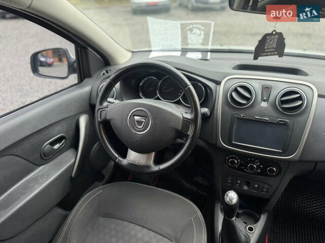 Белый Дачия Логан, объемом двигателя 1.46 л и пробегом 290 тыс. км за 6400 $, фото 31 на Automoto.ua