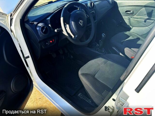 Белый Дачия Логан, объемом двигателя 1.1 л и пробегом 448 тыс. км за 3550 $, фото 7 на Automoto.ua