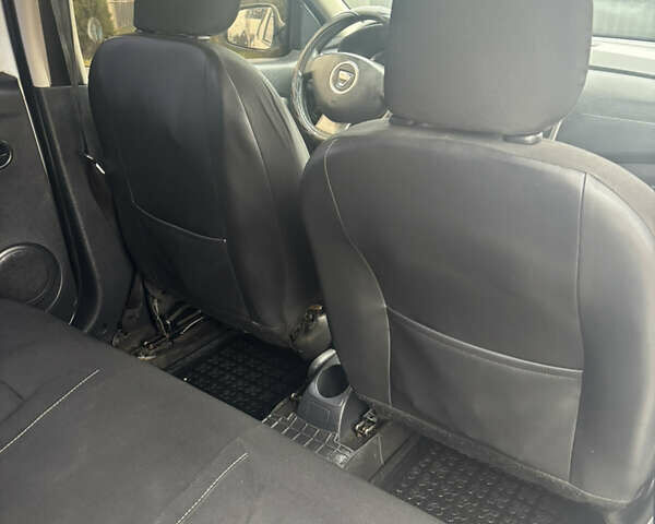 Белый Дачия Логан, объемом двигателя 1.5 л и пробегом 282 тыс. км за 7000 $, фото 7 на Automoto.ua