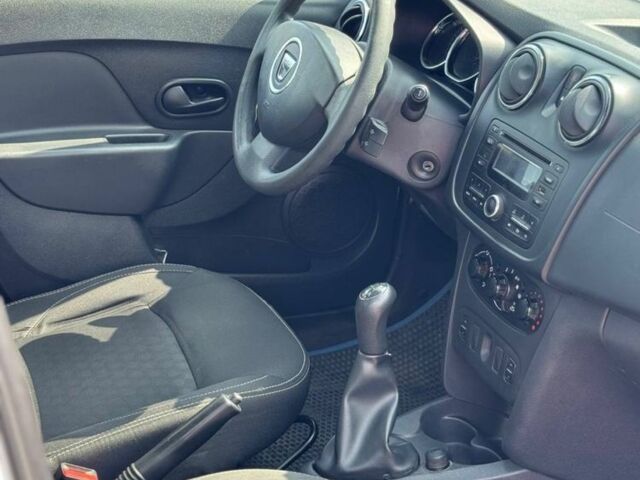 Белый Дачия Логан, объемом двигателя 1.1 л и пробегом 200 тыс. км за 4350 $, фото 8 на Automoto.ua