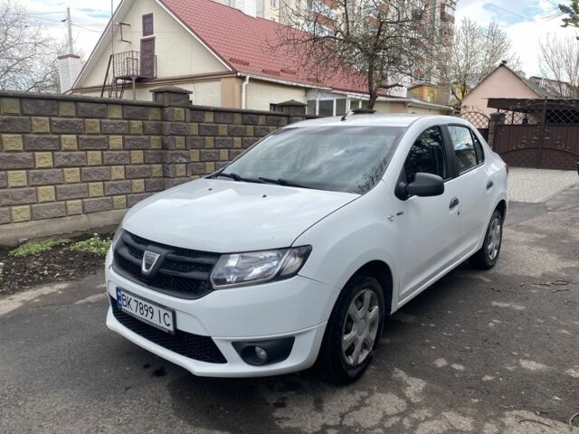 Белый Дачия Логан, объемом двигателя 1.1 л и пробегом 200 тыс. км за 4350 $, фото 1 на Automoto.ua