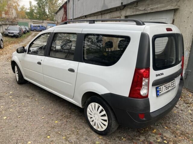Белый Дачия Логан, объемом двигателя 1.4 л и пробегом 259 тыс. км за 3300 $, фото 3 на Automoto.ua