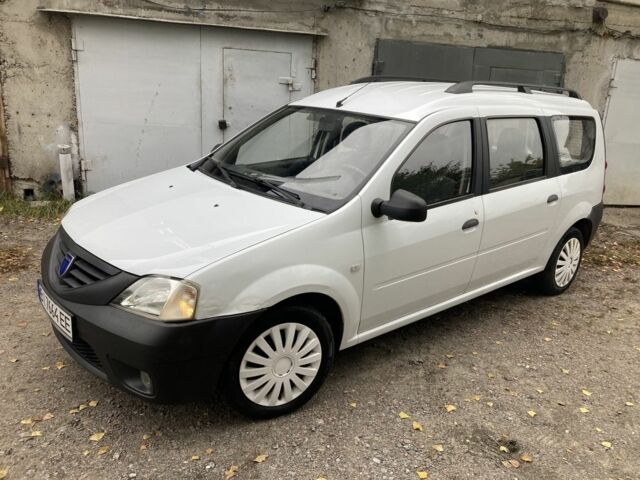 Белый Дачия Логан, объемом двигателя 1.4 л и пробегом 259 тыс. км за 3300 $, фото 1 на Automoto.ua