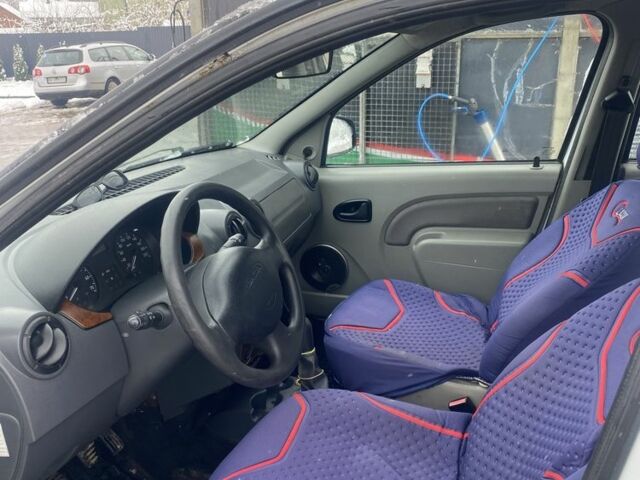 Белый Дачия Логан, объемом двигателя 1.6 л и пробегом 410 тыс. км за 3250 $, фото 15 на Automoto.ua