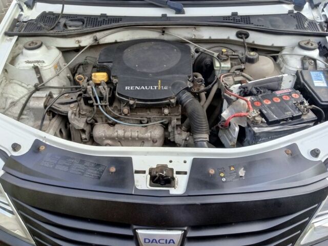 Білий Дачія Logan, об'ємом двигуна 1.4 л та пробігом 152 тис. км за 4445 $, фото 1 на Automoto.ua