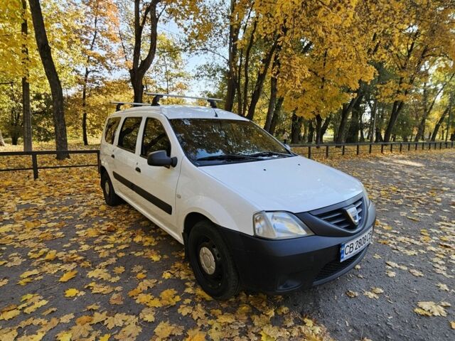 Білий Дачія Logan, об'ємом двигуна 1.5 л та пробігом 380 тис. км за 3899 $, фото 4 на Automoto.ua