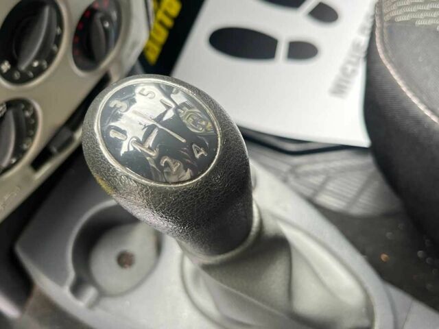 Белый Дачия Логан, объемом двигателя 1.5 л и пробегом 217 тыс. км за 6600 $, фото 11 на Automoto.ua