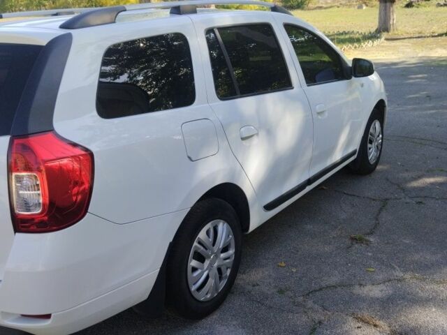 Белый Дачия Логан, объемом двигателя 1.5 л и пробегом 127 тыс. км за 7200 $, фото 1 на Automoto.ua