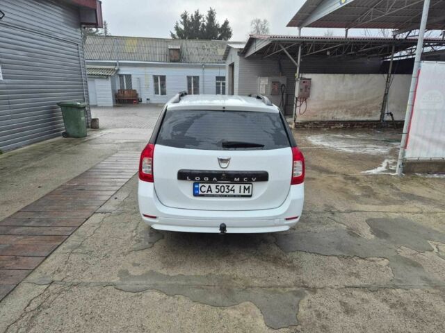 Белый Дачия Логан, объемом двигателя 1.1 л и пробегом 248 тыс. км за 6100 $, фото 4 на Automoto.ua