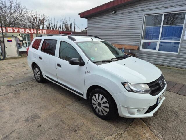 Белый Дачия Логан, объемом двигателя 1.1 л и пробегом 248 тыс. км за 6100 $, фото 2 на Automoto.ua