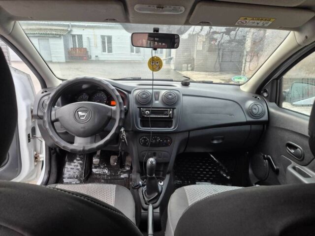 Белый Дачия Логан, объемом двигателя 1.1 л и пробегом 248 тыс. км за 6100 $, фото 9 на Automoto.ua