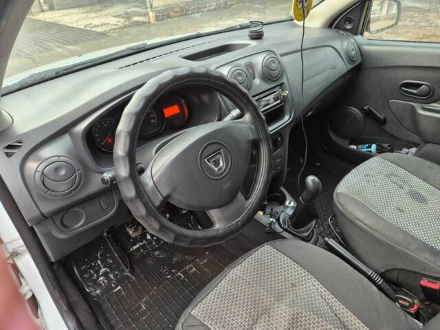 Белый Дачия Логан, объемом двигателя 1.1 л и пробегом 248 тыс. км за 6100 $, фото 7 на Automoto.ua