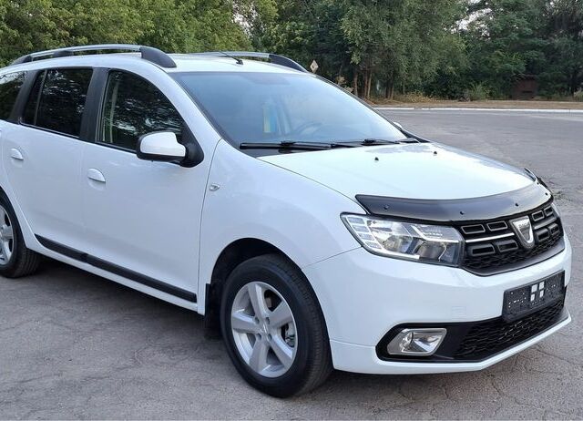 Белый Дачия Логан, объемом двигателя 1.5 л и пробегом 83 тыс. км за 8500 $, фото 1 на Automoto.ua