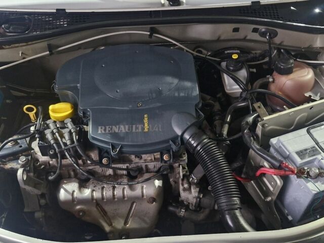 Бежевий Дачія Logan, об'ємом двигуна 1.4 л та пробігом 189 тис. км за 2700 $, фото 5 на Automoto.ua