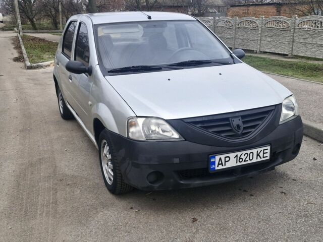 Бежевий Дачія Logan, об'ємом двигуна 1.4 л та пробігом 189 тис. км за 2700 $, фото 2 на Automoto.ua