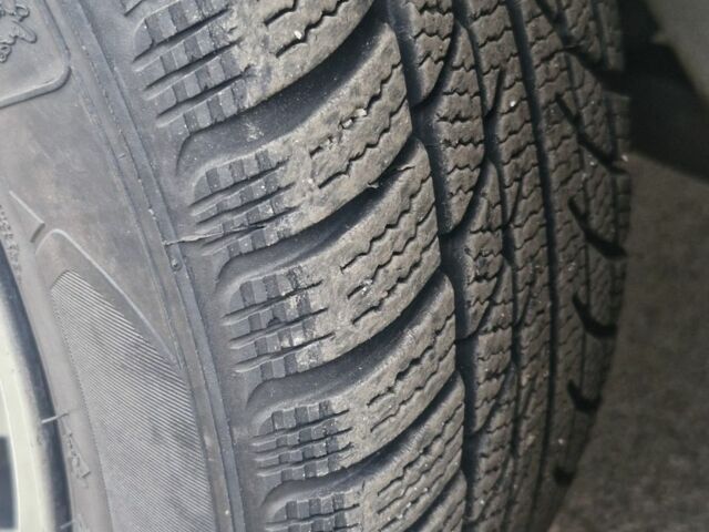 Бежевий Дачія Logan, об'ємом двигуна 1.4 л та пробігом 189 тис. км за 2700 $, фото 6 на Automoto.ua