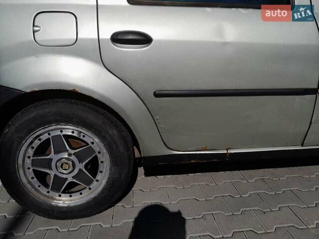 Бежевый Дачия Логан, объемом двигателя 1.6 л и пробегом 548 тыс. км за 2500 $, фото 10 на Automoto.ua