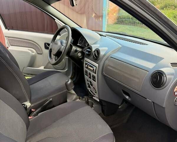 Бежевый Дачия Логан, объемом двигателя 1.6 л и пробегом 232 тыс. км за 5300 $, фото 9 на Automoto.ua