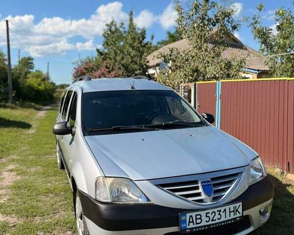 Бежевый Дачия Логан, объемом двигателя 1.6 л и пробегом 232 тыс. км за 5300 $, фото 7 на Automoto.ua