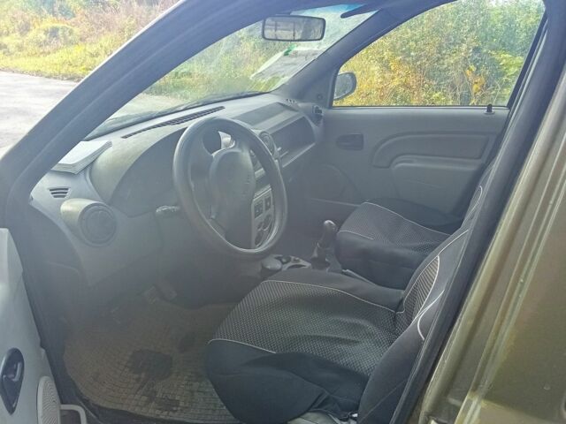 Бежевый Дачия Логан, объемом двигателя 1.4 л и пробегом 272 тыс. км за 4500 $, фото 6 на Automoto.ua