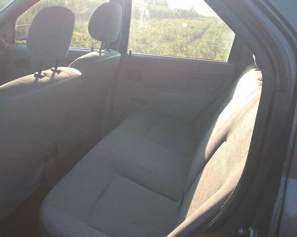 Чорний Дачія Logan, об'ємом двигуна 1.4 л та пробігом 176 тис. км за 1500 $, фото 2 на Automoto.ua