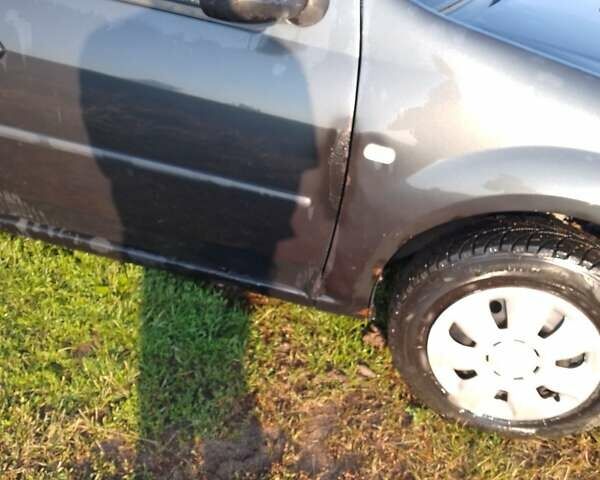 Чорний Дачія Logan, об'ємом двигуна 1.4 л та пробігом 176 тис. км за 1500 $, фото 18 на Automoto.ua