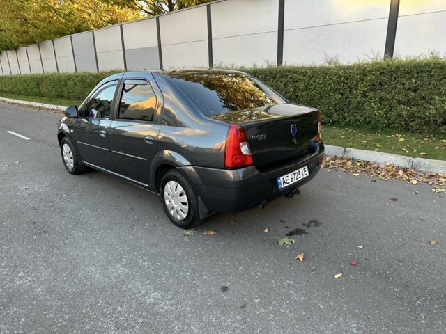 Чорний Дачія Logan, об'ємом двигуна 1.6 л та пробігом 187 тис. км за 2700 $, фото 2 на Automoto.ua