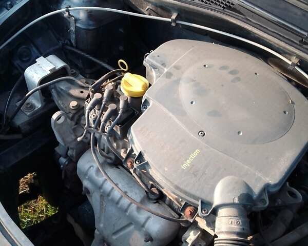 Чорний Дачія Logan, об'ємом двигуна 1.4 л та пробігом 176 тис. км за 1500 $, фото 10 на Automoto.ua