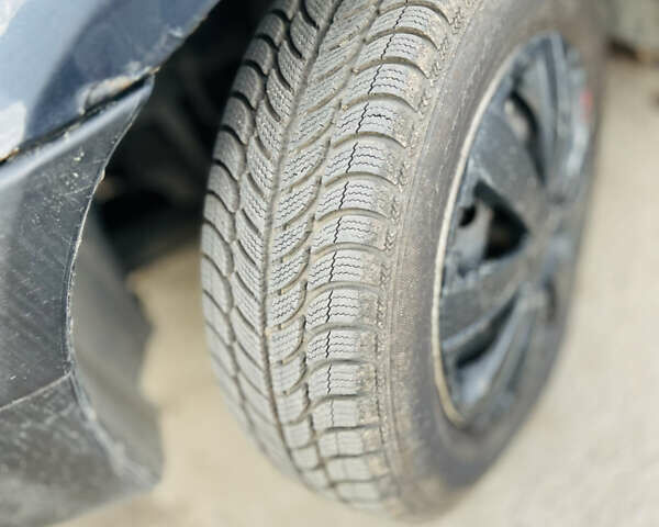 Чорний Дачія Logan, об'ємом двигуна 1.39 л та пробігом 302 тис. км за 2200 $, фото 19 на Automoto.ua