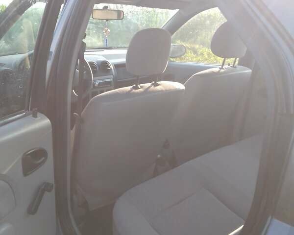 Чорний Дачія Logan, об'ємом двигуна 1.4 л та пробігом 176 тис. км за 1500 $, фото 1 на Automoto.ua