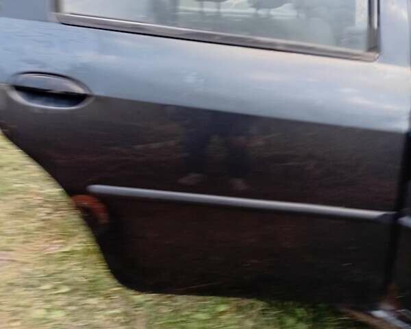 Чорний Дачія Logan, об'ємом двигуна 1.4 л та пробігом 176 тис. км за 1500 $, фото 26 на Automoto.ua