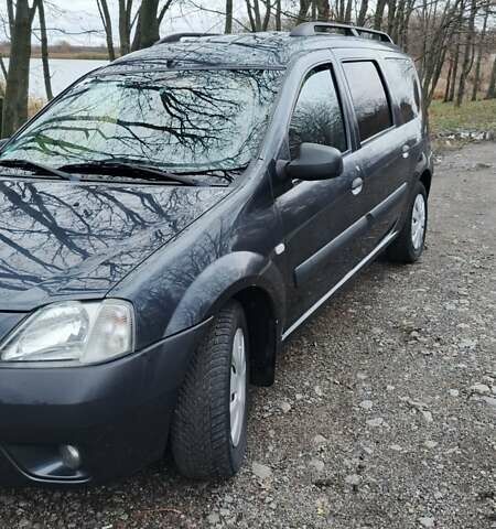 Черный Дачия Логан, объемом двигателя 1.6 л и пробегом 226 тыс. км за 4700 $, фото 24 на Automoto.ua