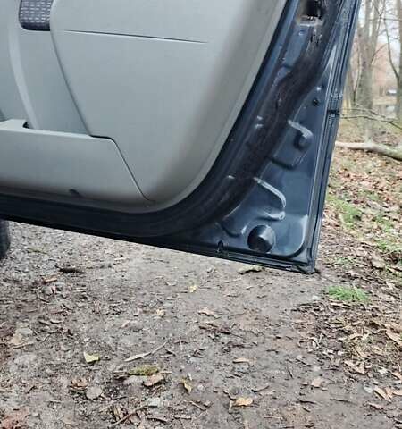 Черный Дачия Логан, объемом двигателя 1.6 л и пробегом 226 тыс. км за 4700 $, фото 21 на Automoto.ua