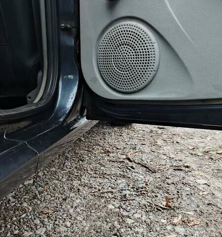 Черный Дачия Логан, объемом двигателя 1.6 л и пробегом 226 тыс. км за 4700 $, фото 15 на Automoto.ua