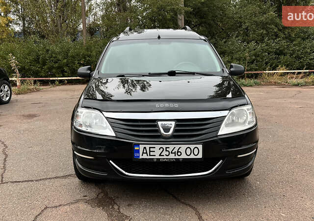 Дачия Логан 2012 в Кривом Роге на Automoto.ua Черный Дачия Логан, объемом двигателя 1.6 л и пробегом 175 тыс. км за 6999 $, фото 10 на Automoto.ua