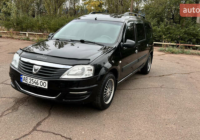 Дачия Логан 2012 в Кривом Роге на Automoto.ua Черный Дачия Логан, объемом двигателя 1.6 л и пробегом 175 тыс. км за 6999 $, фото 2 на Automoto.ua