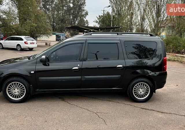 Дачия Логан 2012 в Кривом Роге на Automoto.ua Черный Дачия Логан, объемом двигателя 1.6 л и пробегом 175 тыс. км за 6999 $, фото 3 на Automoto.ua