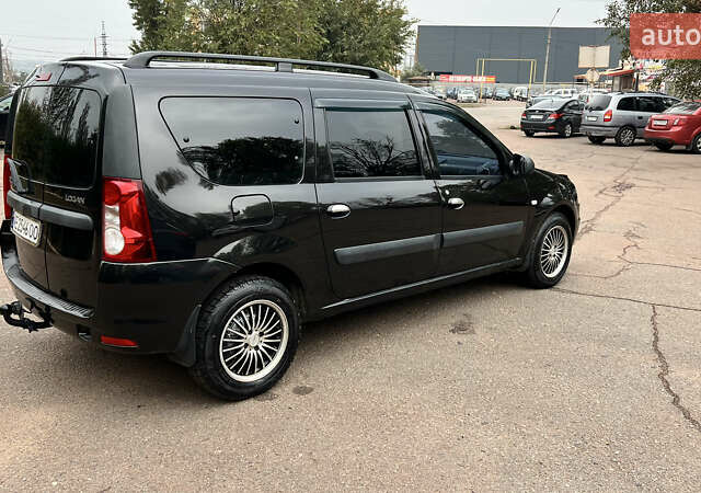 Дачия Логан 2012 в Кривом Роге на Automoto.ua Черный Дачия Логан, объемом двигателя 1.6 л и пробегом 175 тыс. км за 6999 $, фото 7 на Automoto.ua