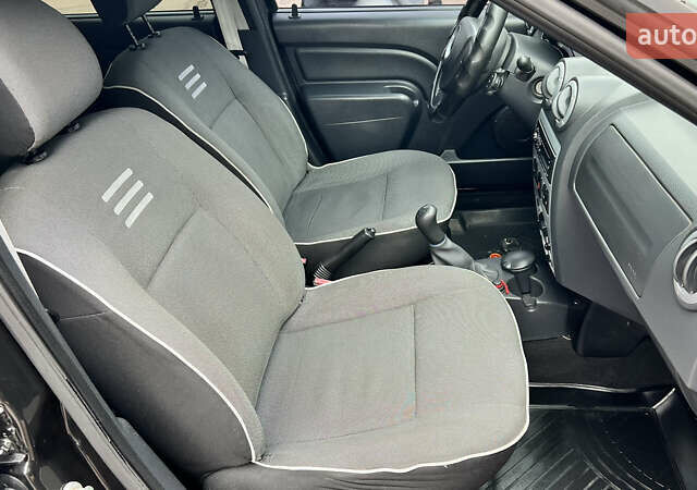 Дачия Логан 2012 в Кривом Роге на Automoto.ua Черный Дачия Логан, объемом двигателя 1.6 л и пробегом 175 тыс. км за 6999 $, фото 21 на Automoto.ua