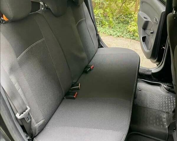 Черный Дачия Логан, объемом двигателя 1.15 л и пробегом 198 тыс. км за 6300 $, фото 10 на Automoto.ua