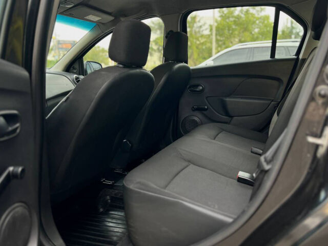 Черный Дачия Логан, объемом двигателя 1.5 л и пробегом 283 тыс. км за 5300 $, фото 16 на Automoto.ua