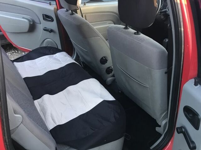 Черный Дачия Логан, объемом двигателя 0 л и пробегом 100 тыс. км за 3750 $, фото 2 на Automoto.ua