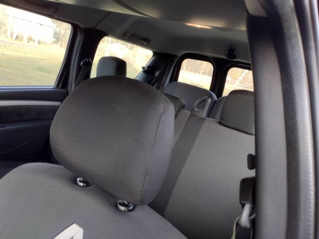 Черный Дачия Логан, объемом двигателя 1 л и пробегом 192 тыс. км за 5600 $, фото 11 на Automoto.ua