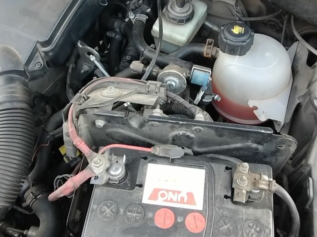 Черный Дачия Логан, объемом двигателя 1.6 л и пробегом 339 тыс. км за 4187 $, фото 14 на Automoto.ua