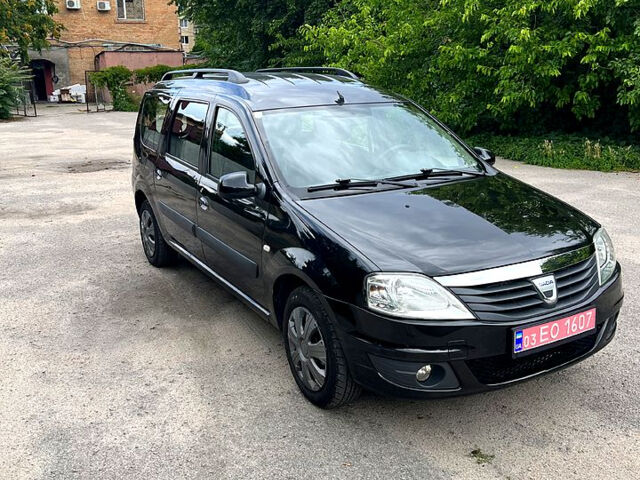 Черный Дачия Логан, объемом двигателя 1.6 л и пробегом 137 тыс. км за 6600 $, фото 2 на Automoto.ua
