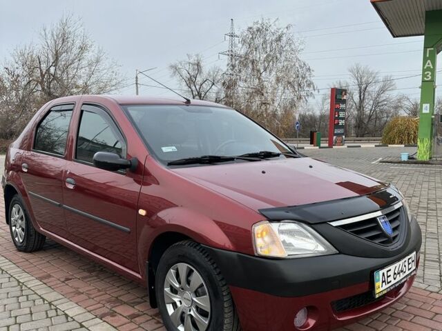 Красный Дачия Логан, объемом двигателя 1.4 л и пробегом 104 тыс. км за 4700 $, фото 7 на Automoto.ua