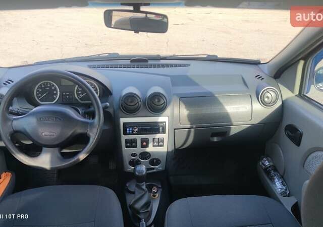 Червоний Дачія Logan, об'ємом двигуна 1.6 л та пробігом 174 тис. км за 4500 $, фото 4 на Automoto.ua